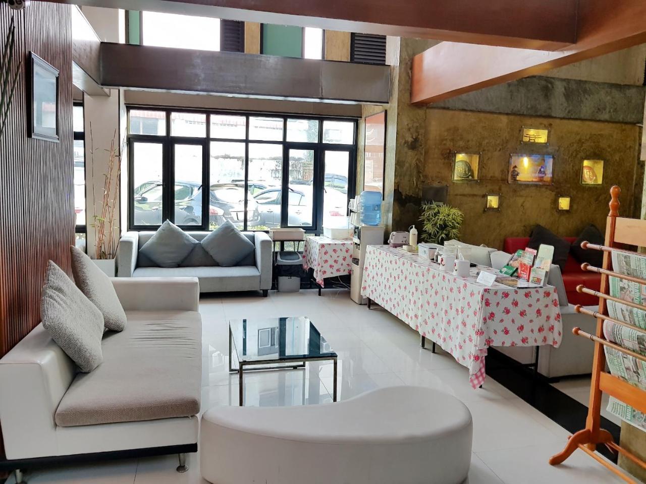 IZEN Budget Hotel y Residencias Rayong Exterior foto