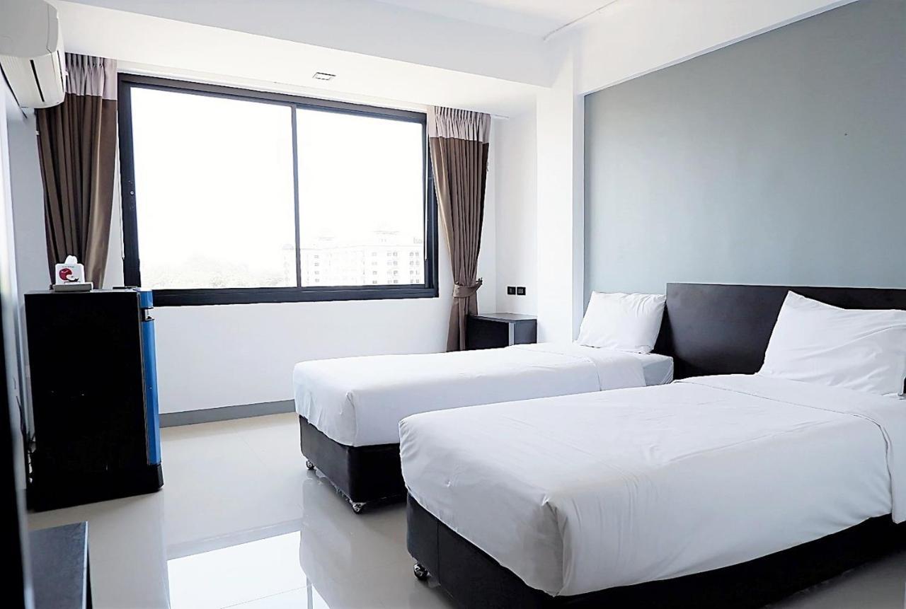 IZEN Budget Hotel y Residencias Rayong Exterior foto